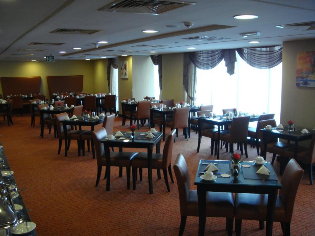 Paragon Hotel Abu Dhabi Exteriör bild
